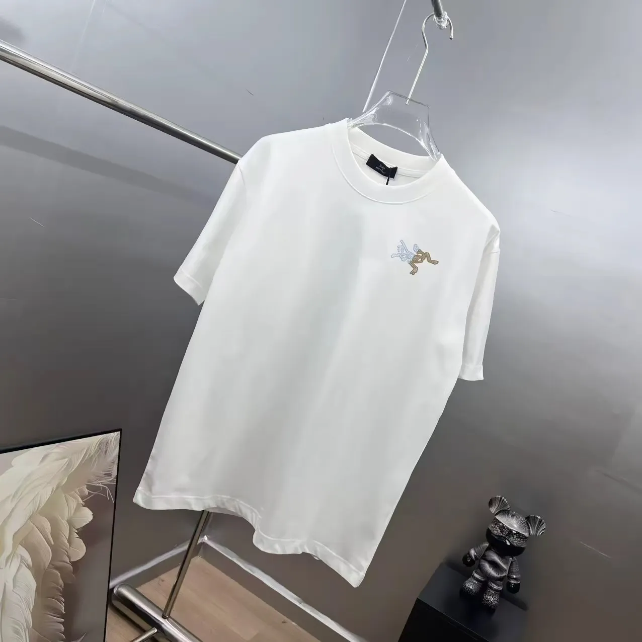 Arc～ 《 》 ， T 。 ， Same Style ， : Black White Coffee Brown Size：S（90-130 ） M（125-150 ） L（135-165 ） XL（160-190 ） XXL（185